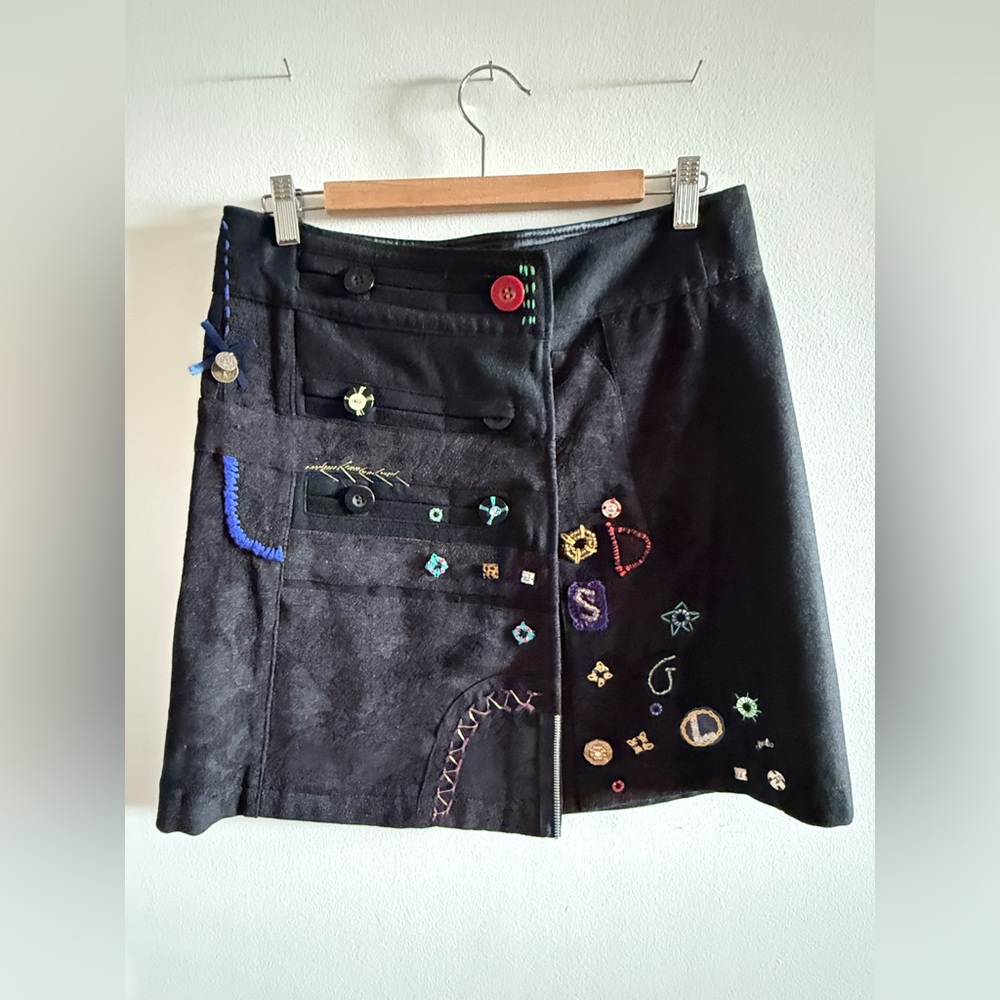 Desigual Black Skirt with embroidered detailing and appliqué - super unique!